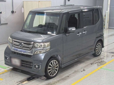 HONDA N BOX CUSTOM