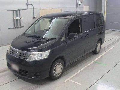 NISSAN SERENA