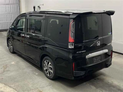 HONDA STEPWGN SPADA