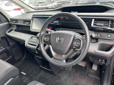 HONDA STEPWGN SPADA