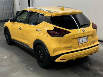 NISSAN KICKS