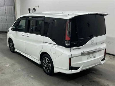 HONDA STEPWGN SPADA