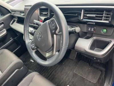 HONDA STEPWGN SPADA