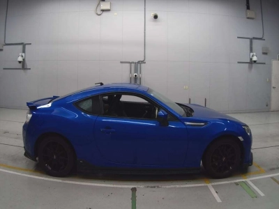 SUBARU BRZ