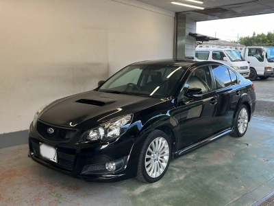 SUBARU LEGACY B4