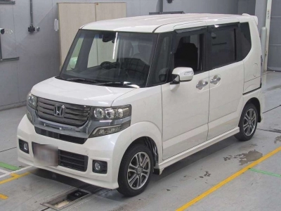 HONDA N BOX CUSTOM