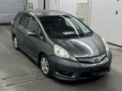HONDA FIT SHUTTLE HYBRID