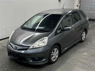 HONDA FIT SHUTTLE HYBRID
