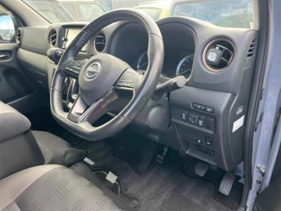 NISSAN CARAVAN