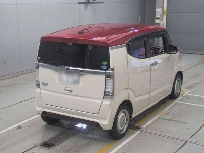 HONDA N-BOX SLASH