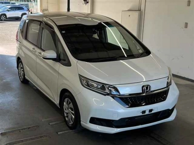 HONDA FREED+