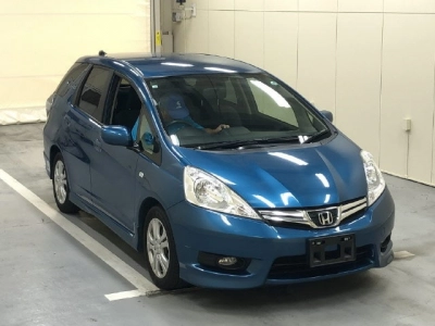 HONDA FIT SHUTTLE