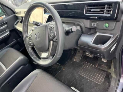 HONDA STEPWGN SPADA