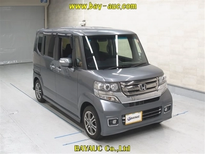 HONDA N BOX CUSTOM
