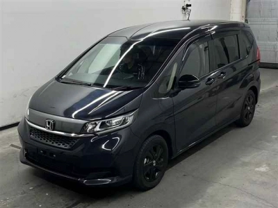 HONDA FREED HYBRID