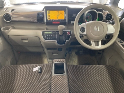 HONDA N BOX +