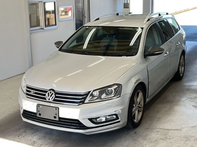 VOLKSWAGEN PASSAT VARIANT