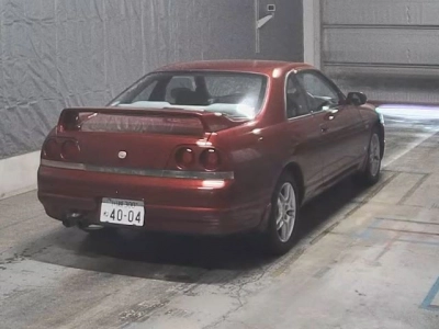 NISSAN SKYLINE