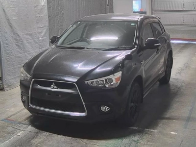 MITSUBISHI RVR