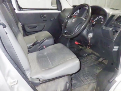 TOYOTA LITE ACE TRUCK