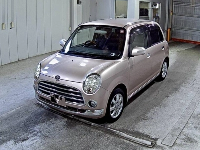 DAIHATSU MIRA GINO