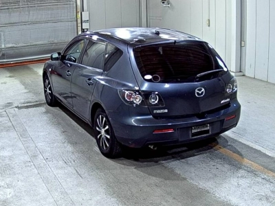 MAZDA AXELA SPORT