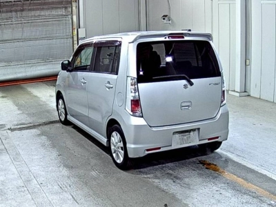 SUZUKI WAGON R STINGRAY