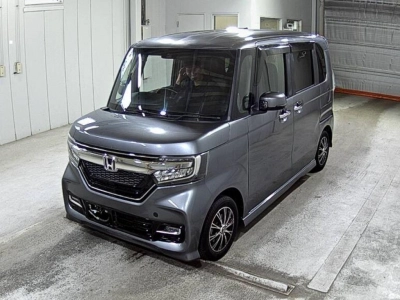 HONDA N BOX CUSTOM