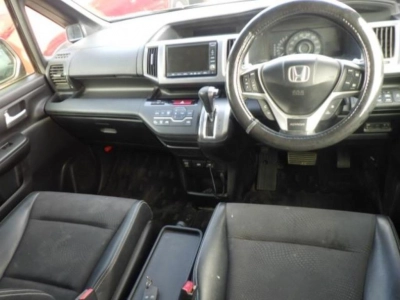 HONDA STEPWGN SPADA