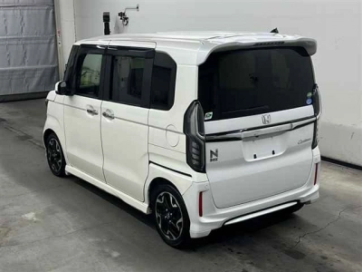 HONDA N BOX CUSTOM