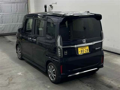 HONDA N BOX CUSTOM