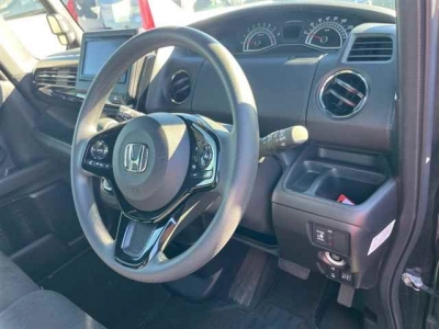 HONDA N BOX CUSTOM