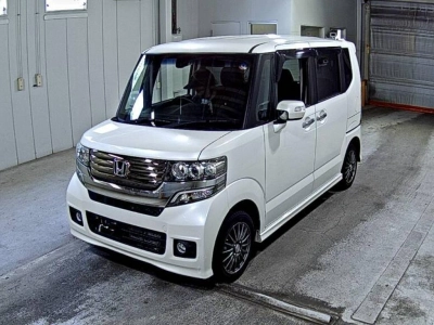 HONDA N BOX CUSTOM