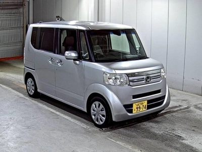 HONDA N BOX +