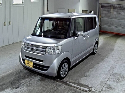 HONDA N BOX +