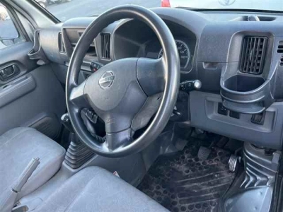 NISSAN NV100 CLIPPER