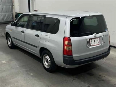 TOYOTA SUCCEED VAN