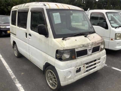 NISSAN CLIPPER
