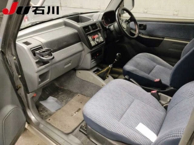 MITSUBISHI PAJERO MINI