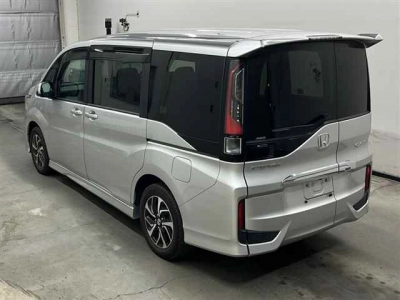 HONDA STEPWGN SPADA