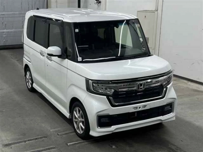 HONDA N BOX CUSTOM