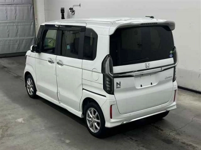 HONDA N BOX CUSTOM