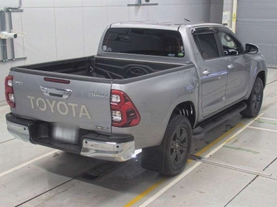 TOYOTA HILUX PICK UP