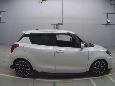 SUZUKI SWIFT SPORTS