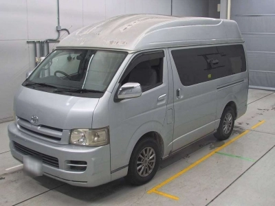TOYOTA HIACE WAGON