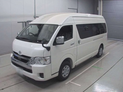 TOYOTA HIACE WAGON