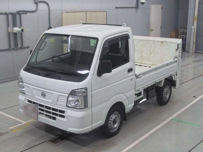 NISSAN NT100 CLIPPER