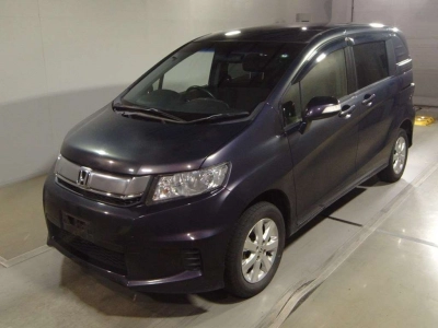 HONDA FREED SPIKE