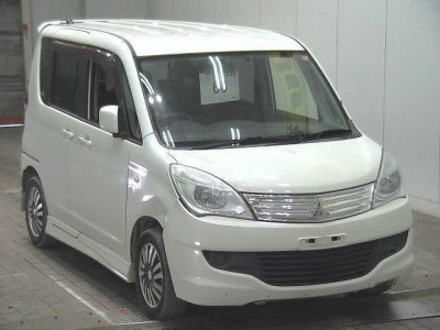 MITSUBISHI DELICA D:2