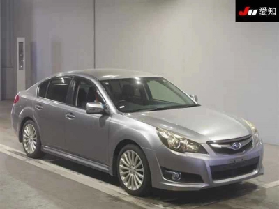 SUBARU LEGACY B4